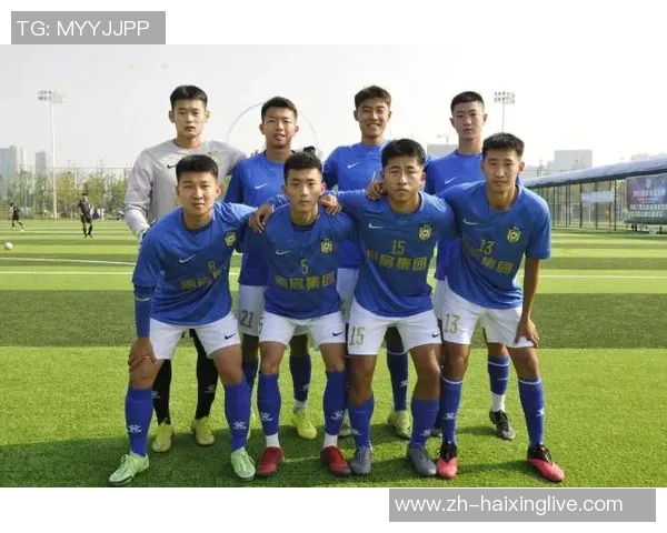 重庆足球队与南京足球队赛后分析个人能力的全面对比与总结 重庆足球队与南京足球队赛后分析个人能力的全面对比与总结