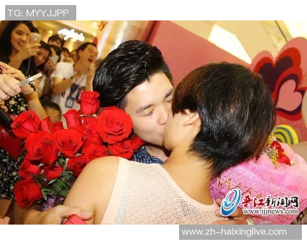 韩国足球明星浪漫求婚感动全场甜蜜时刻引发热议